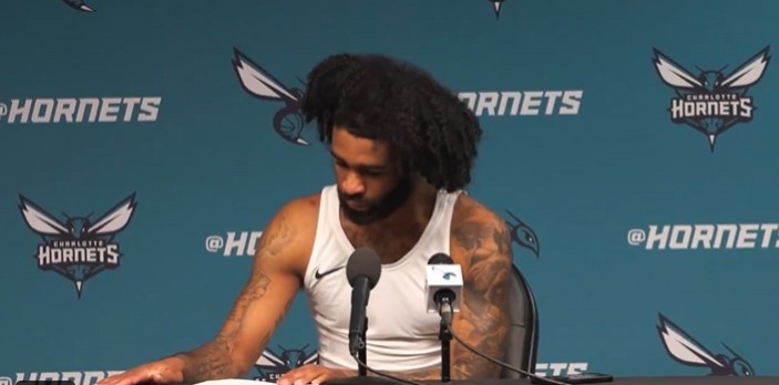 开云官方-科比·怀特：26岁的我居然是队里第三老的 大家的活力很有感染力