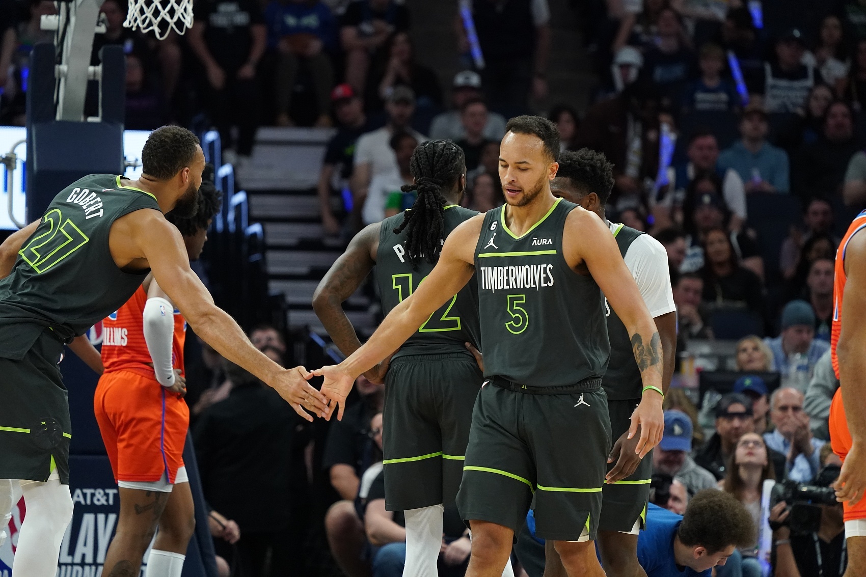 Kaiyun APP-戈贝尔：最怀念李凯尔的传球 他能串联球队&amp;总能给队友创造机会